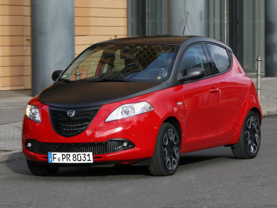  Lancia Ypsilon S by MomoDesign 2013 года  (фото 34 из 37)
